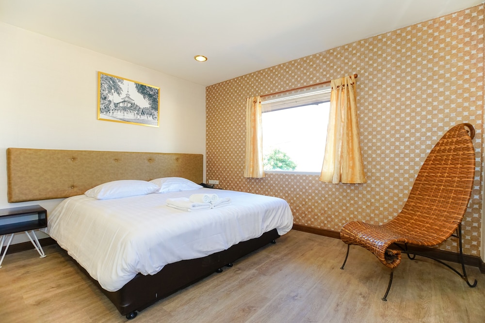 Parasol Hotel Chiang Mai by Compass Hospitality 35/54