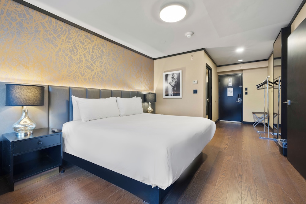 Hudson Yards Hotel 17/50