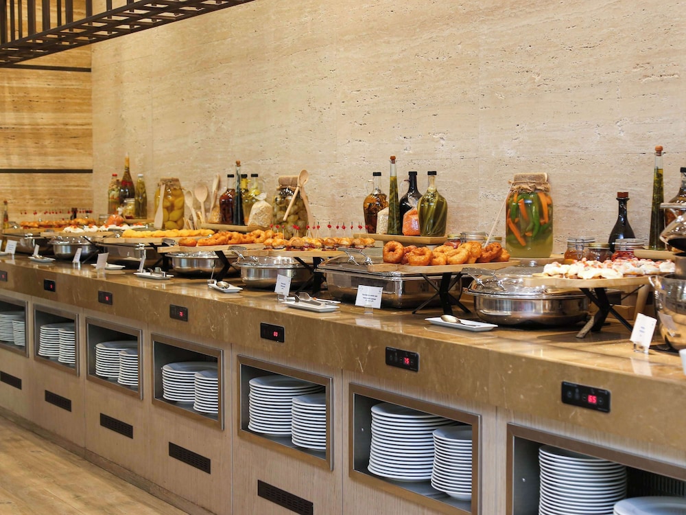 NOVOTEL TUNIS LAC in TUNIS