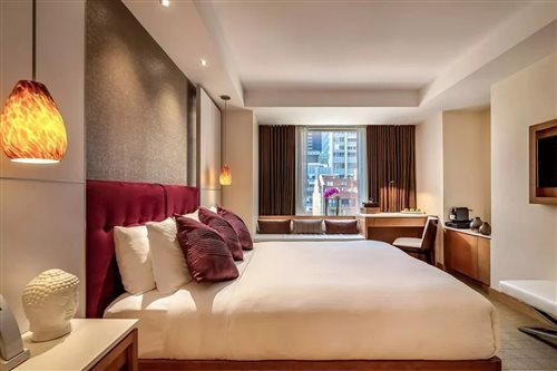غرفة بسرير مزدوج أو سريرين منفصلين، Concorde Hotel New York 2/2