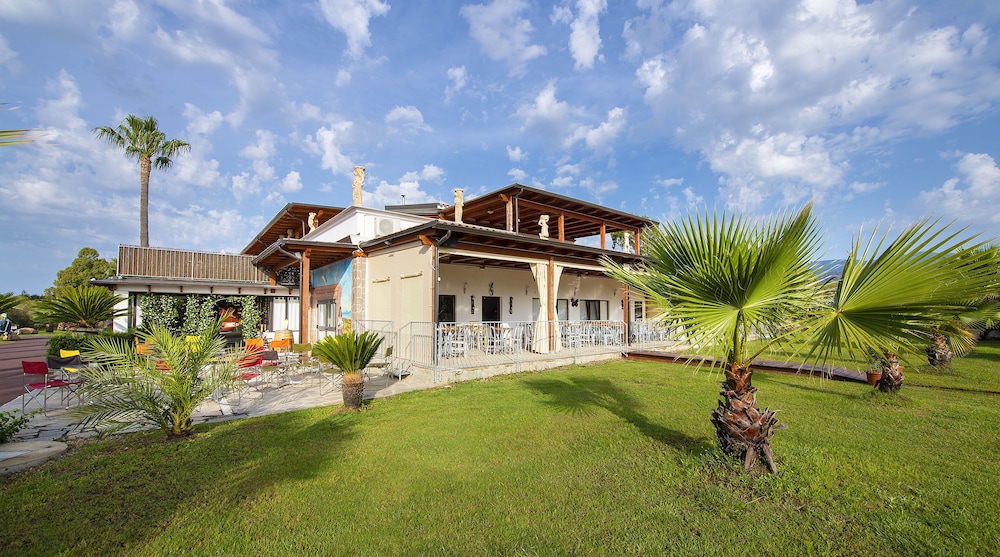 Hotel Rurale Orti Di Nora 37/50