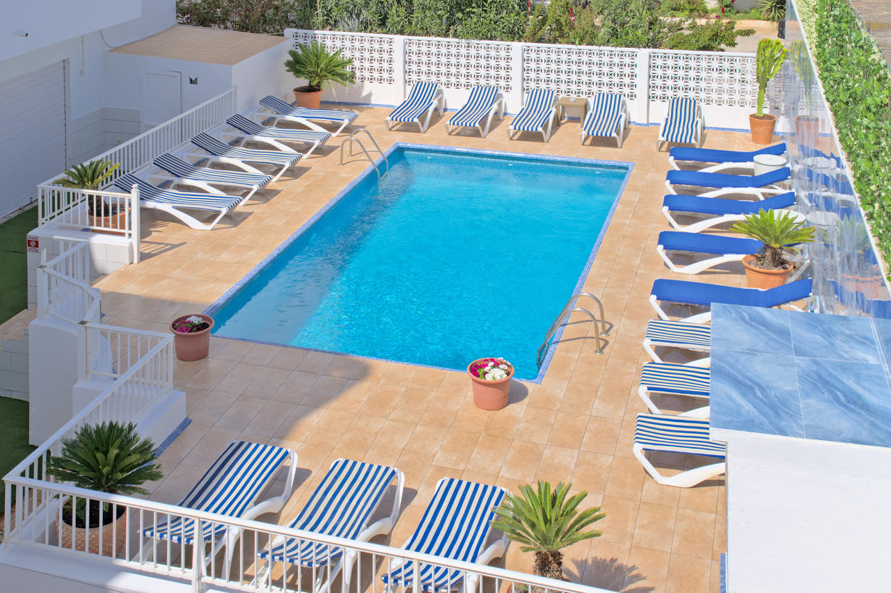 All Suite Ibiza Aparthotel 35/38