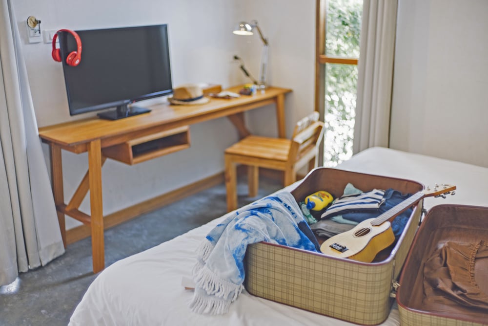 ESCAPE BEACH RESORT 38/50