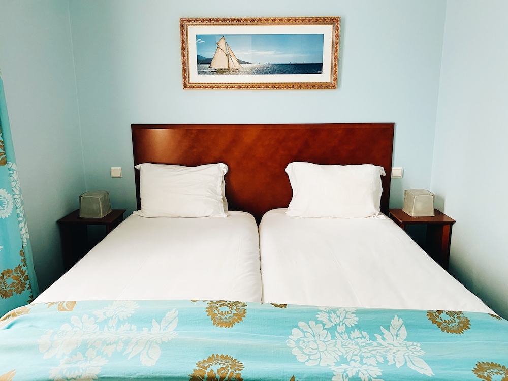 Hotel Bellevue Montmartre 23/48