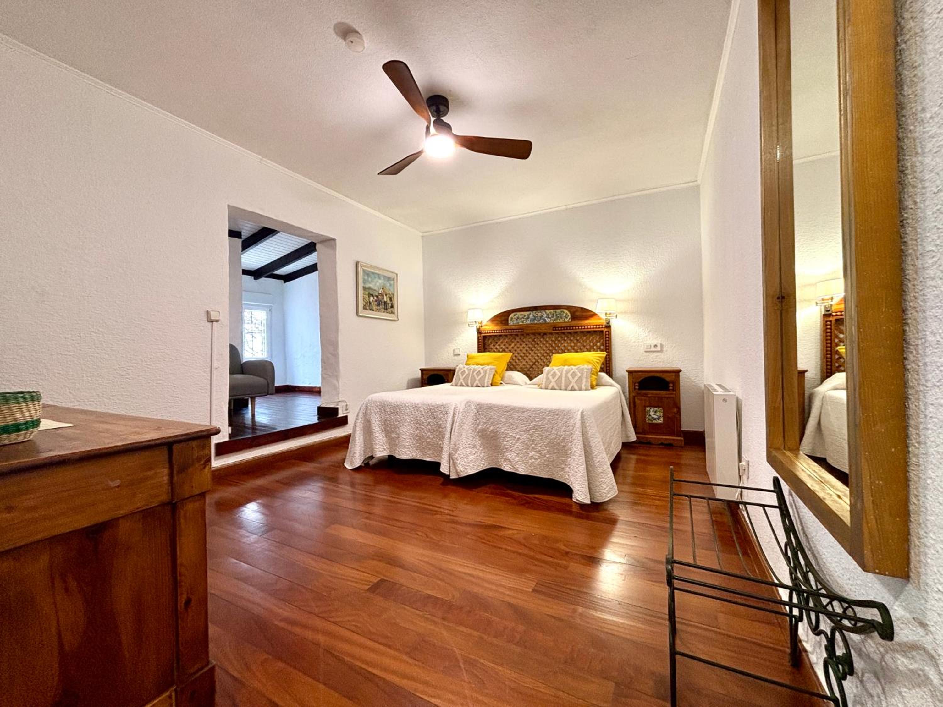 غرفة سوبيريور بسريرين منفصلين، Hotel Rural El Refugio 2/3