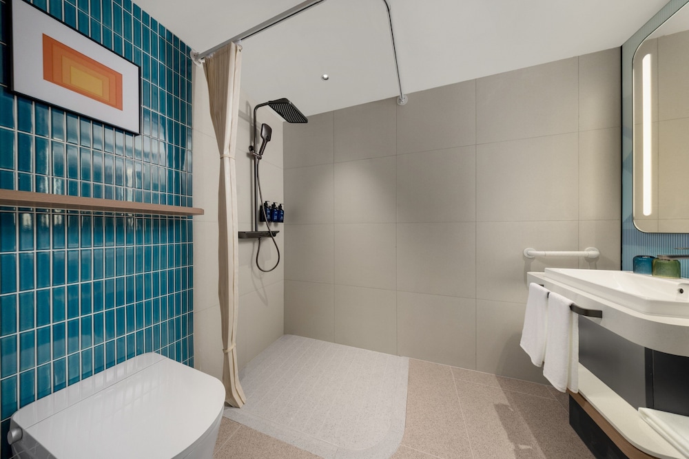 Holiday Inn Express Shanghai Jing An Xikang Road by IHG، شانغهاي 46/50