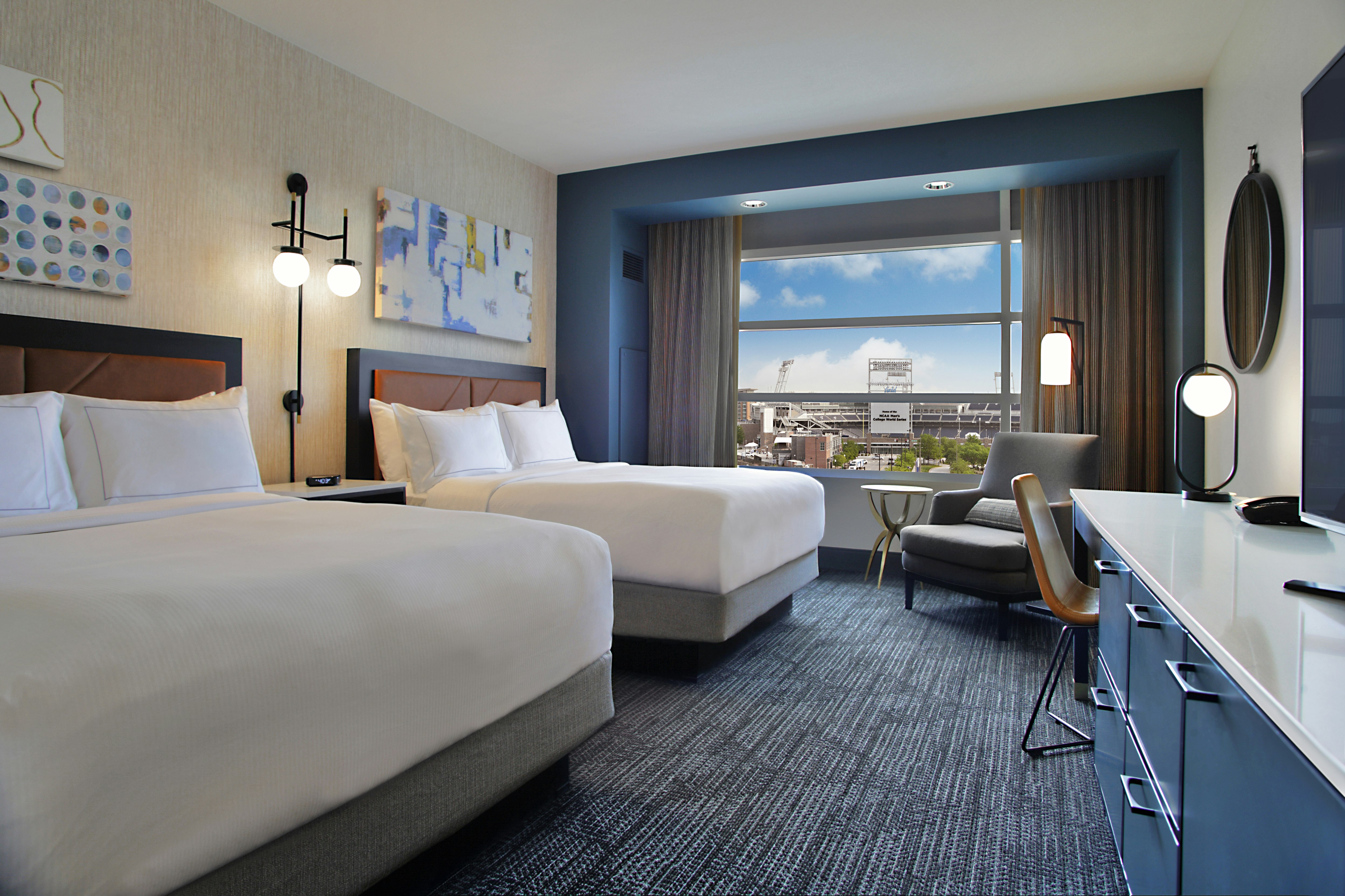 PREMIUM, 2 QUEEN BEDS, BALLPARK VIEW