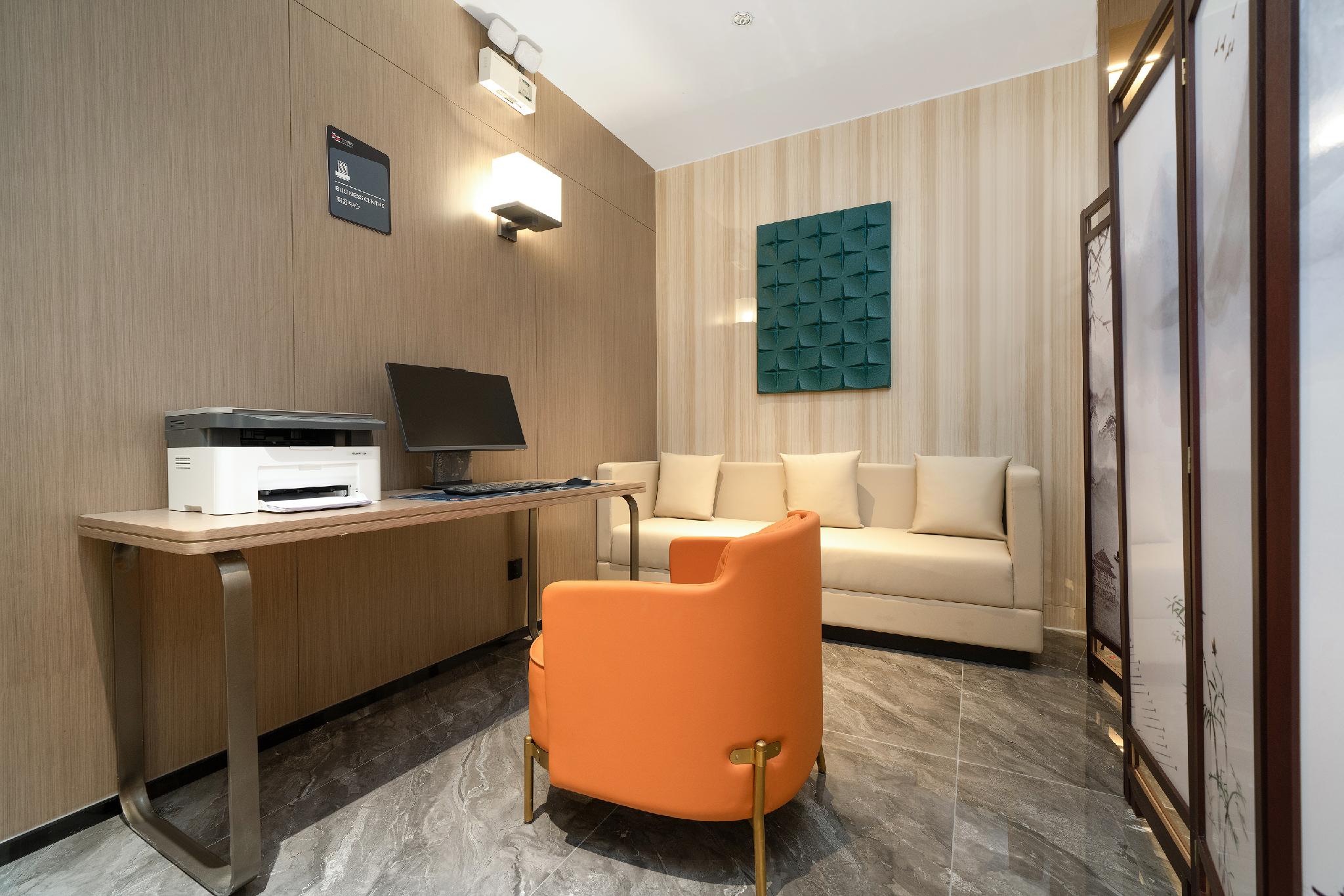 ECHIC HL (Shenzhen Luohu Port Railway Station Branch) 34/37