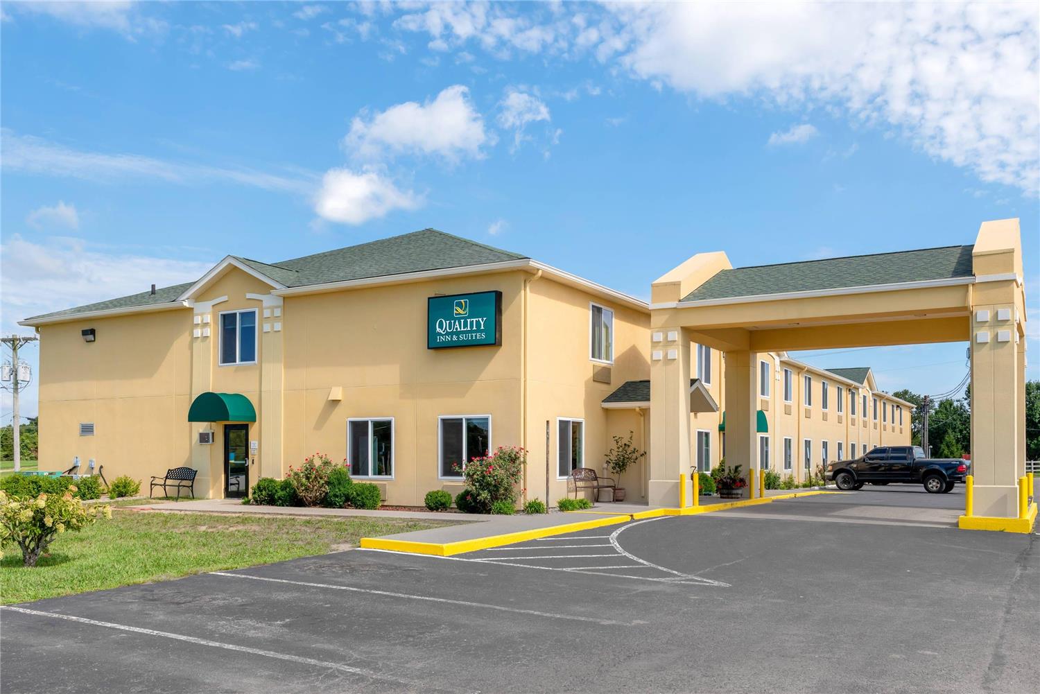 Quality Inn & Suites Brandenburg - Fort Knox 9/10