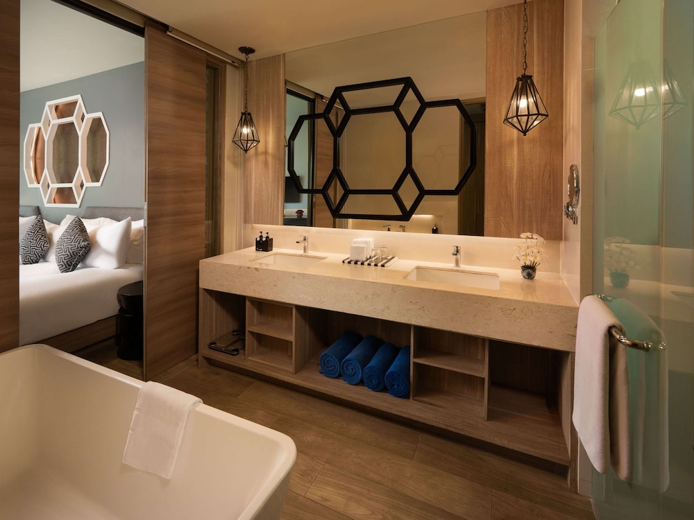 Avista Grande Phuket Karon MGallery 49/49
