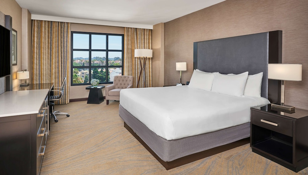 Hyatt Regency La Jolla at Aventine 30/68