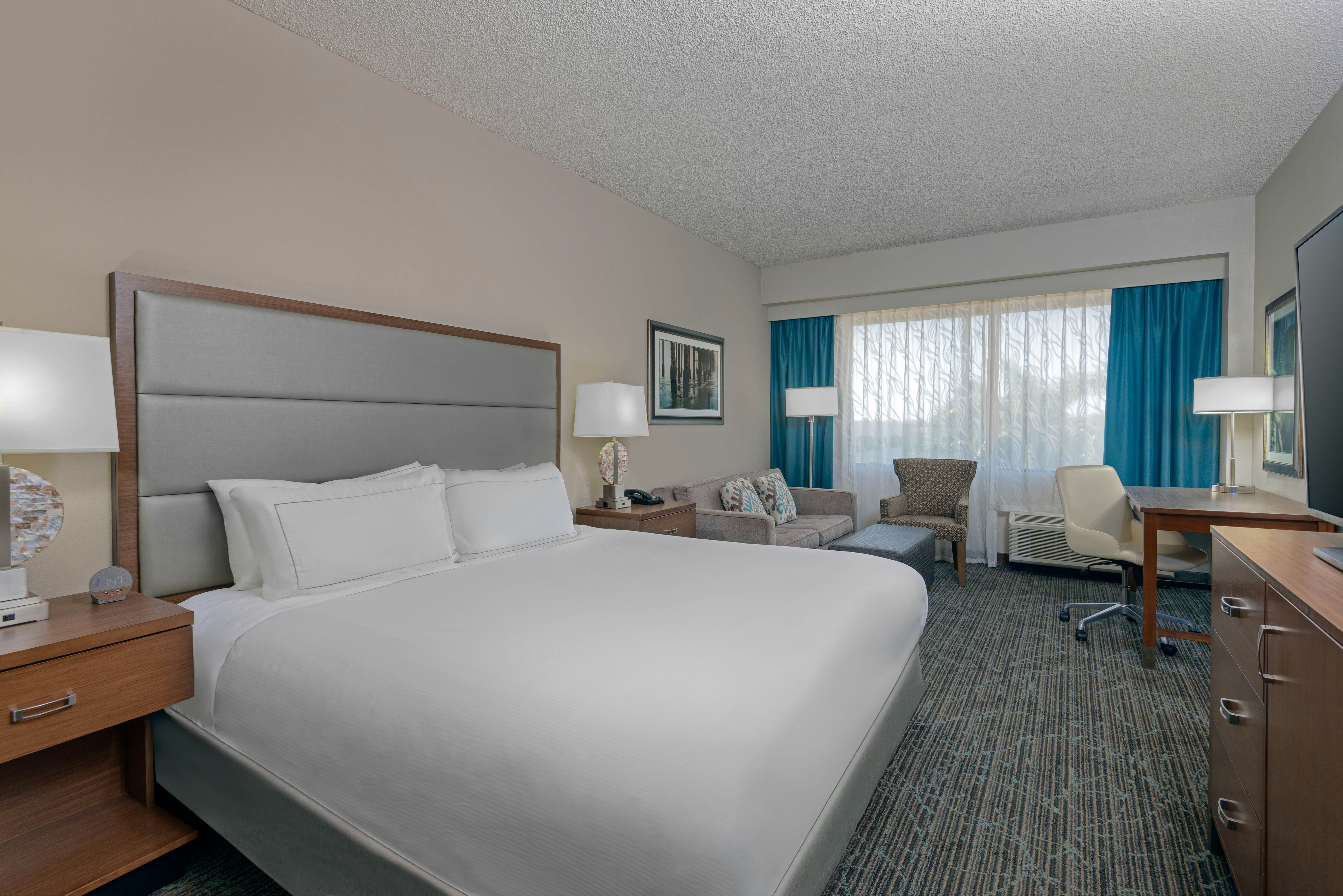 Junior Suite, King Bed