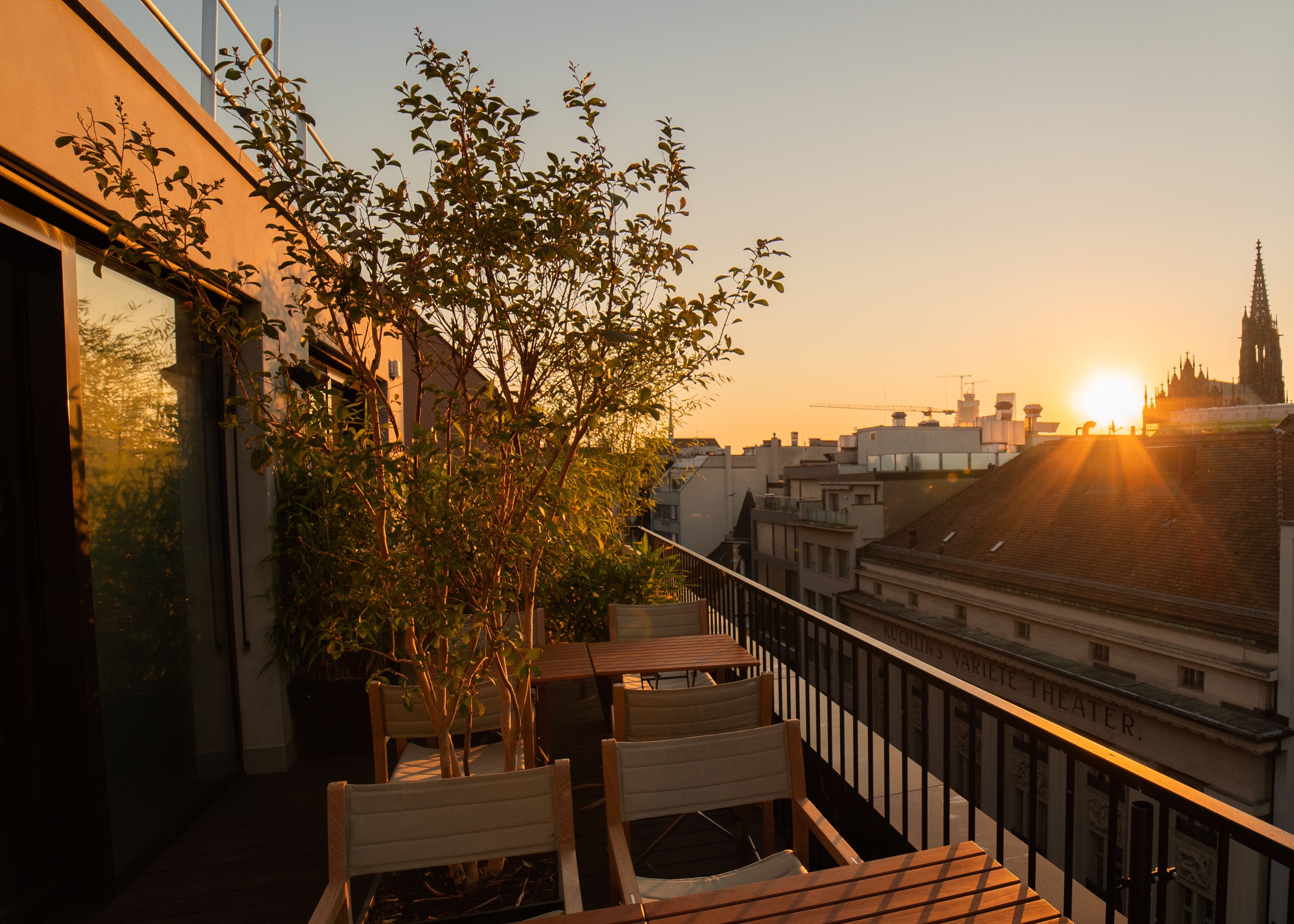Art House Basel Member of Design Hotels 22/26