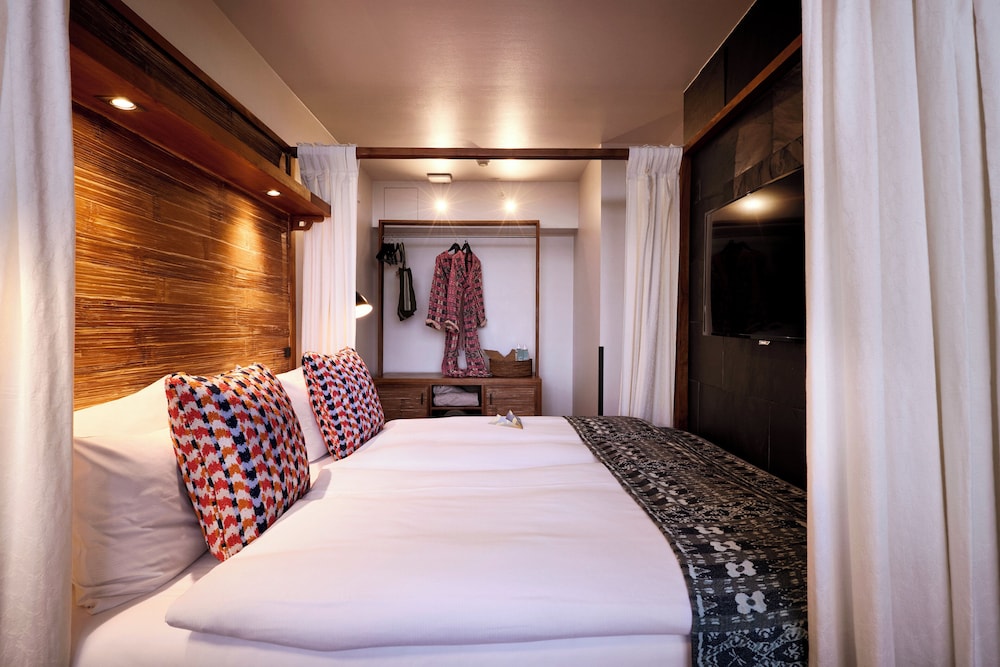 Suite, Terrace
