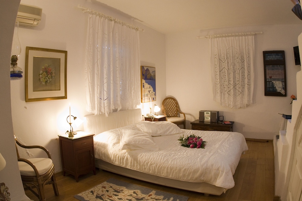 Heliotopos Hotel 8/69