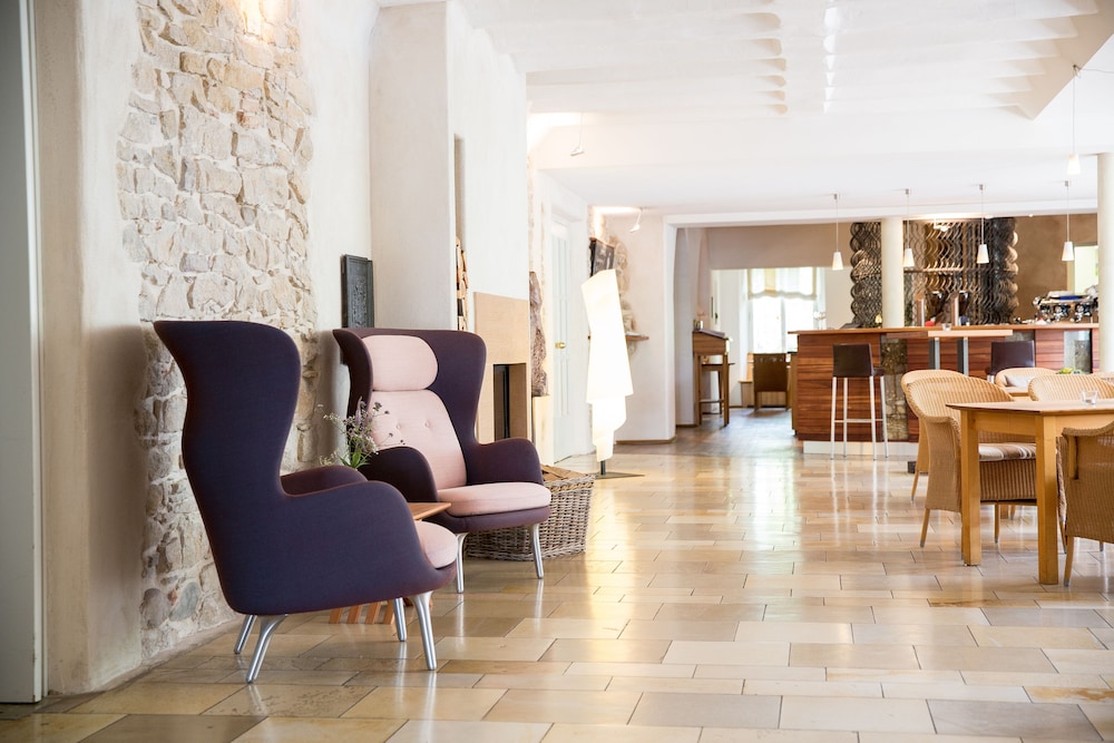 Landhotel Alte Post 62/78