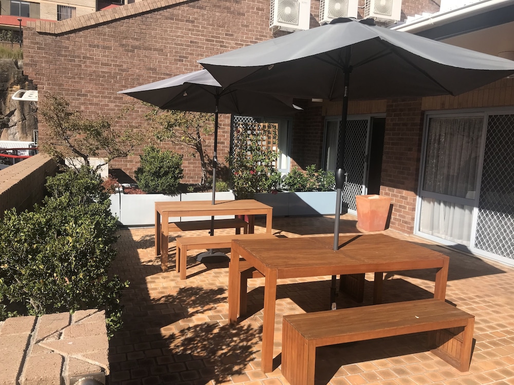 Mariners Court Hotel 39/55