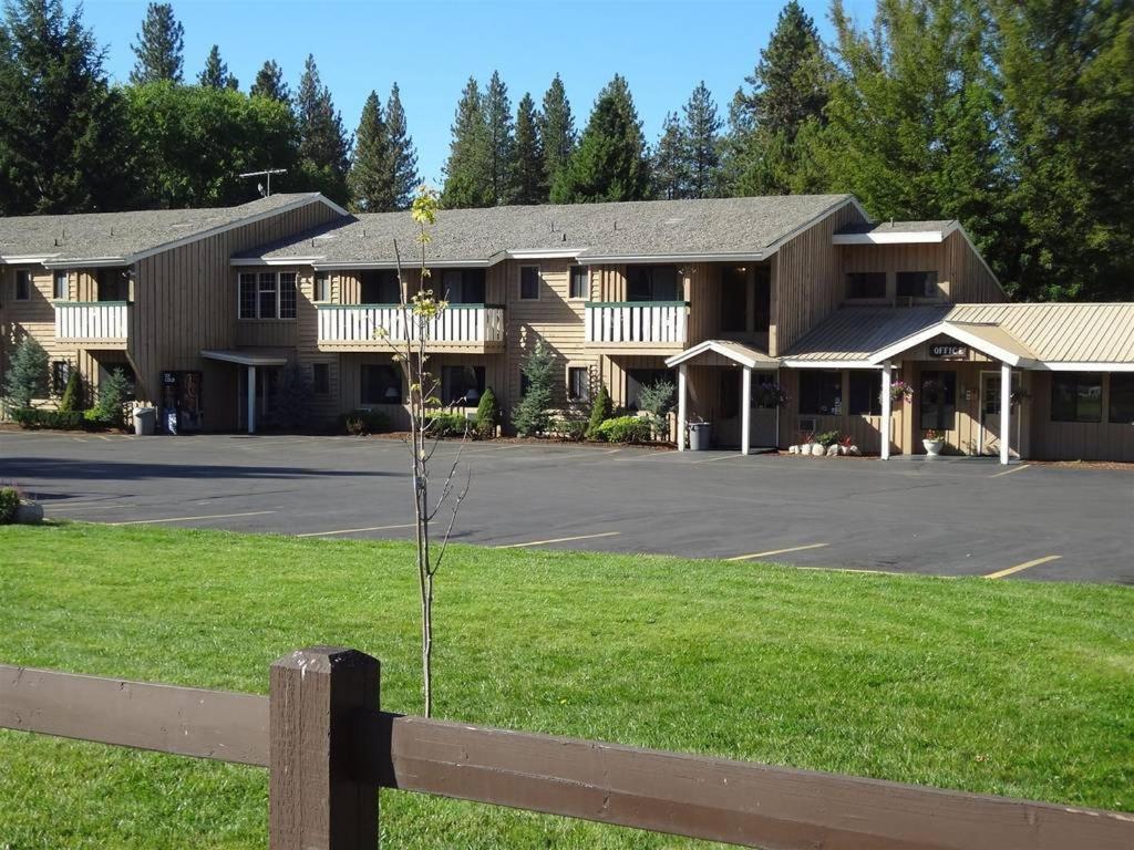 Winthrop Inn 29/37