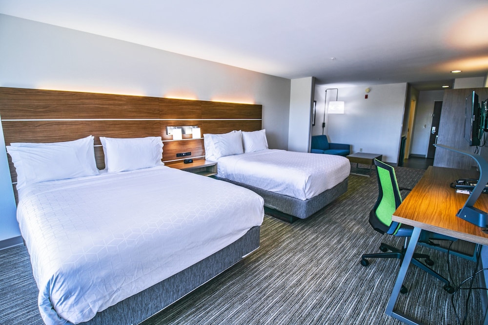 Holiday Inn Express Hotel And Suites Baton Rouge Port Allen 11/49