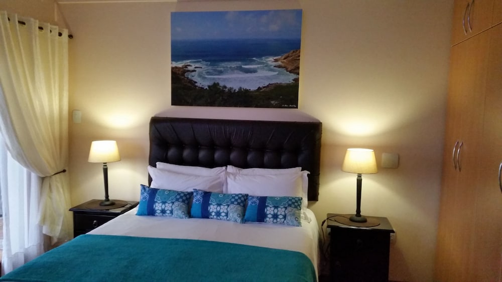 Aquamarine Guest House 13/73