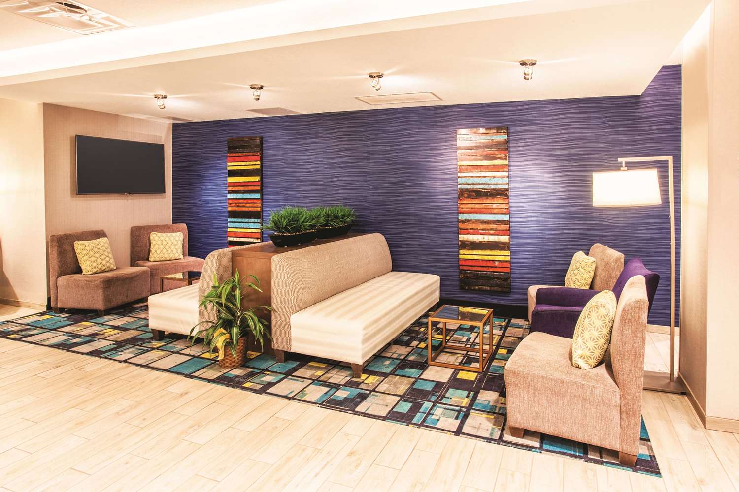 La Quinta Inn & Suites by Wyndham Duluth 14/21