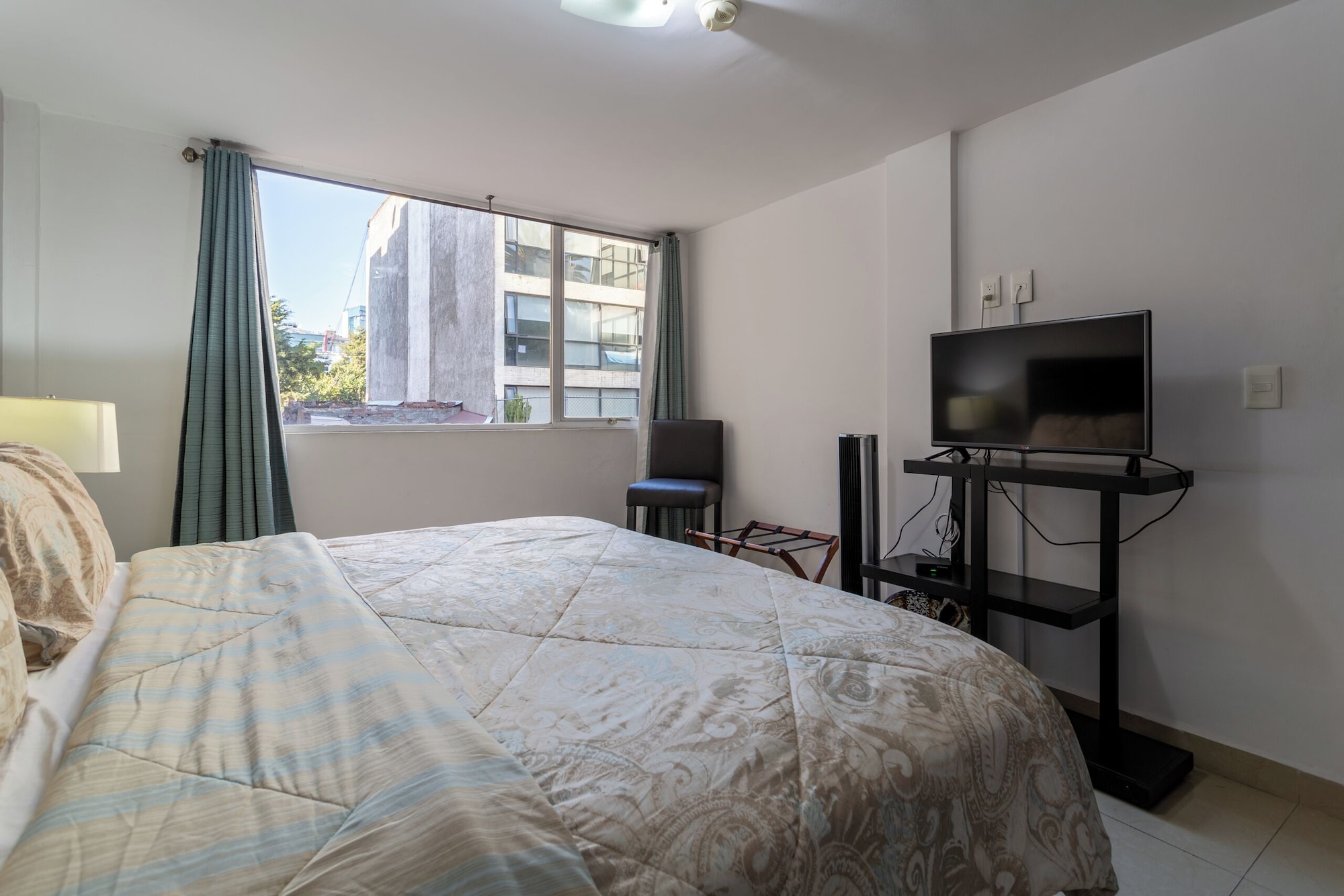 1 BEDROOM, COMFORT, SUITE
