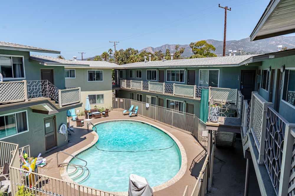 THE INN AT EAST BEACH 31/35