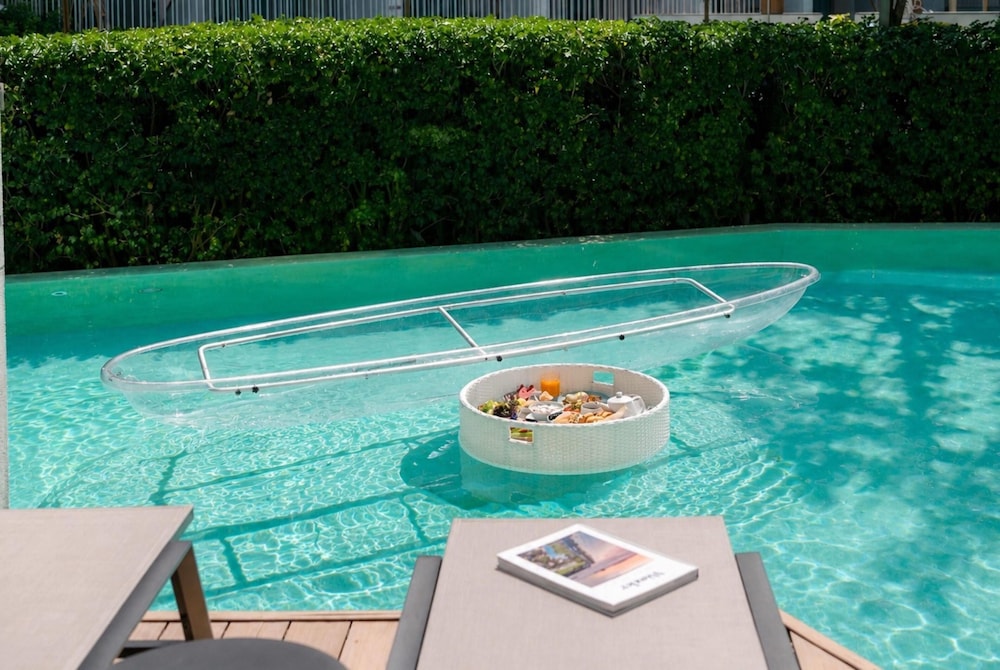Wyndham Grand Nai Harn Beach Phuket 38/50