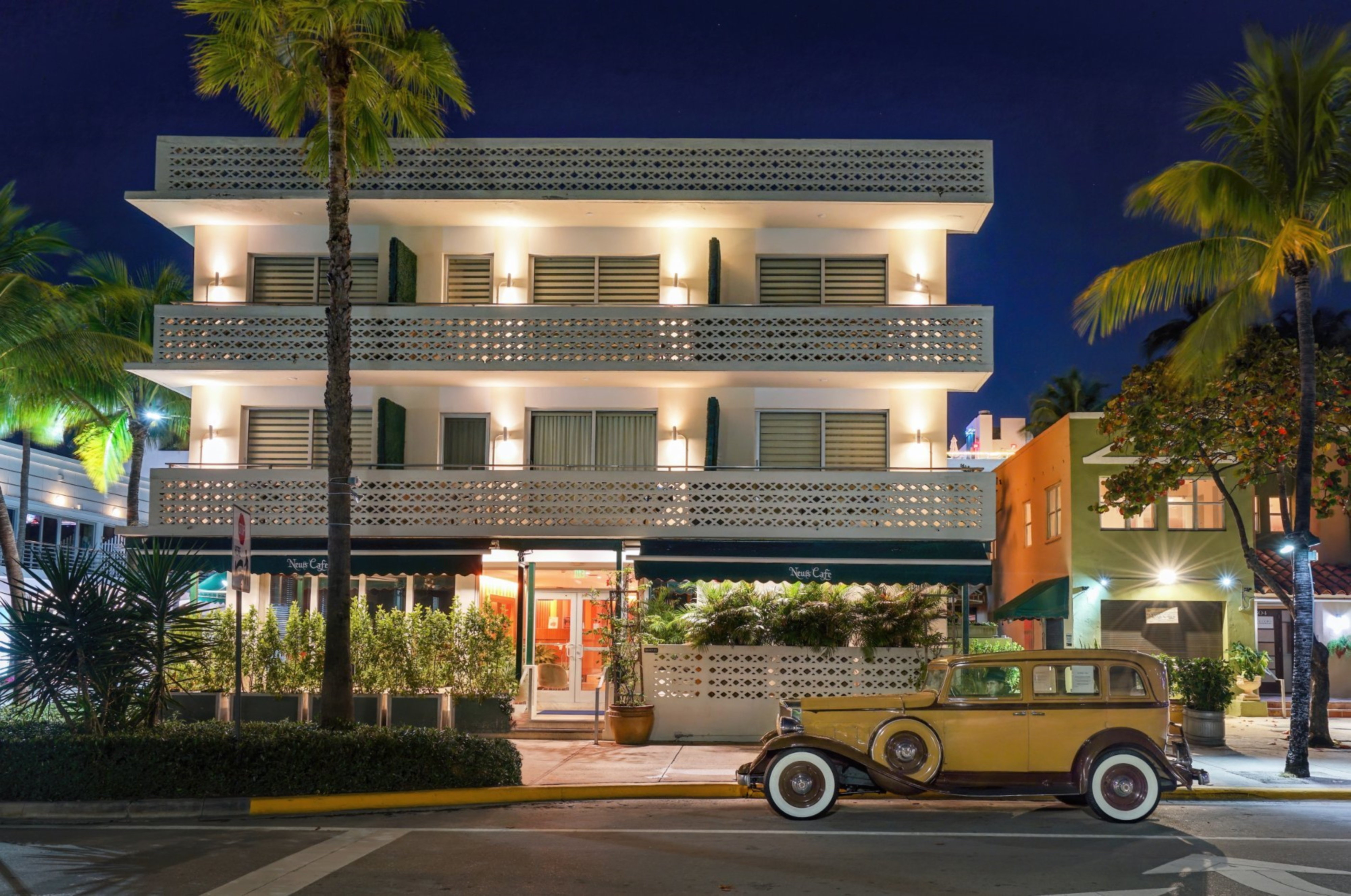 The Tony Hotel South Beach 70/80