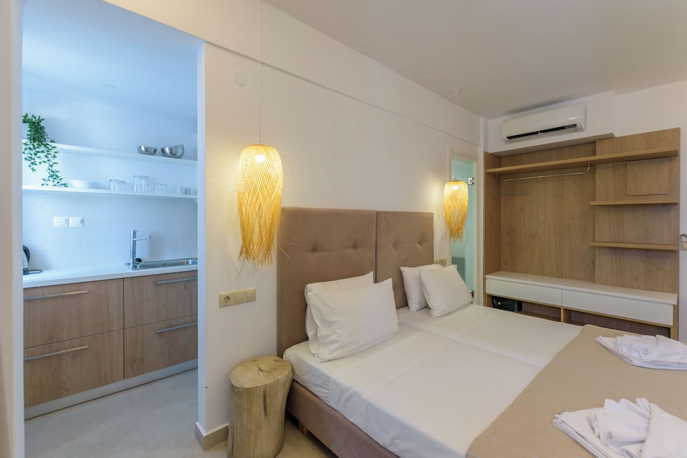 Soleil Rooms & Suites 7/42