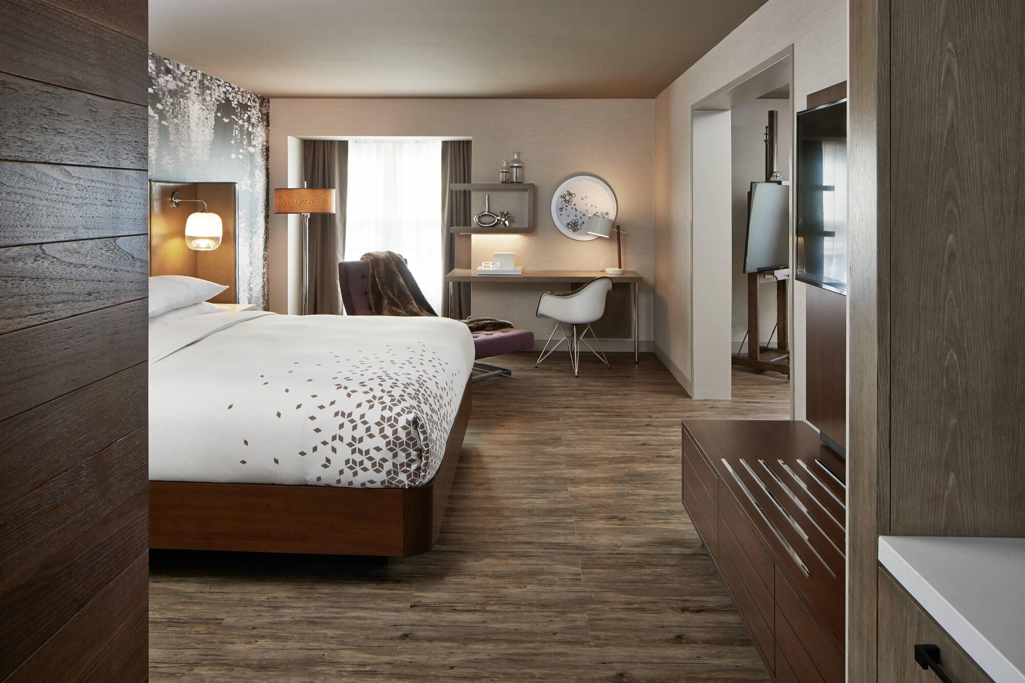 جناح بسرير كينج بغرفة نوم واحدة، The Del Monte Lodge Renaissance Rochester Hotel Spa 3/10