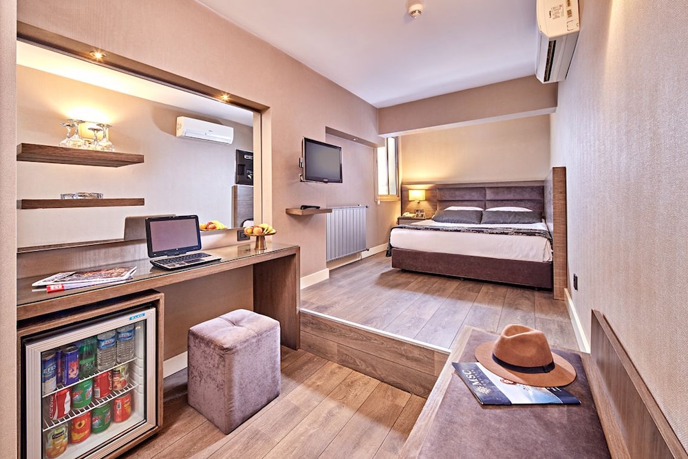 The New Hotel Zeybek 25/74