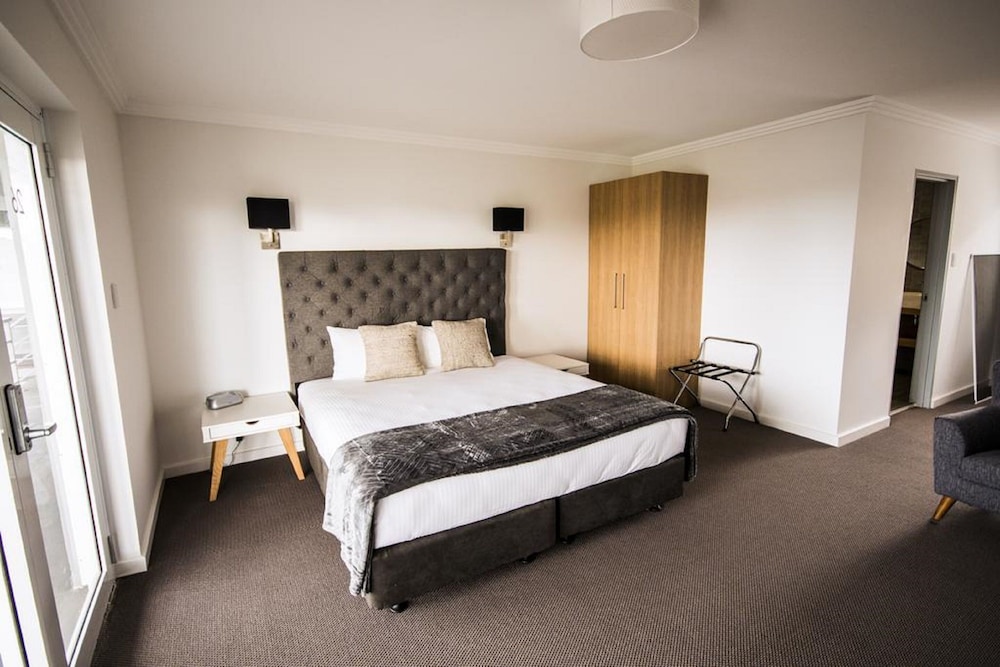 Quays Hotel 18/45