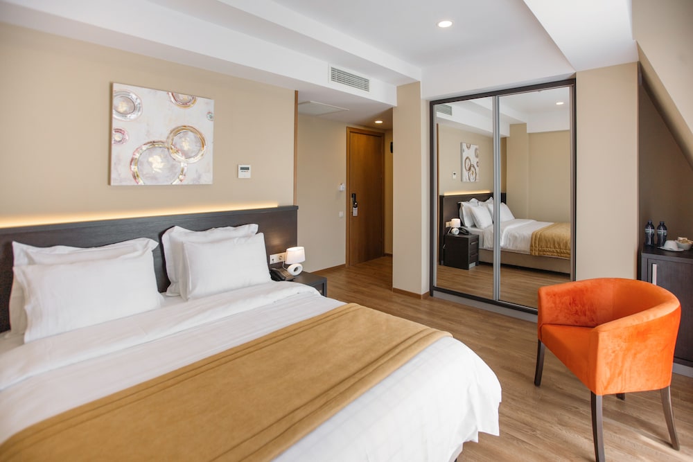 Sephia Hotel 15/44