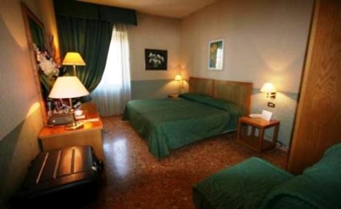 Nuovo Albergo 34/49
