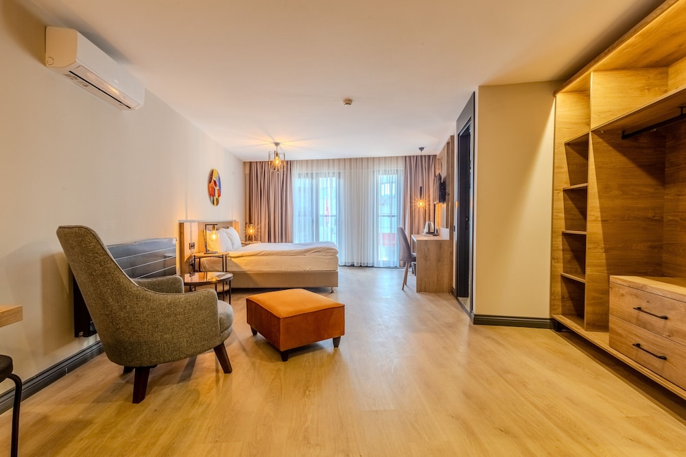 Leliko Suites 22/30