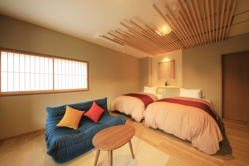 Hakone Fuga - Adults Only 15/50