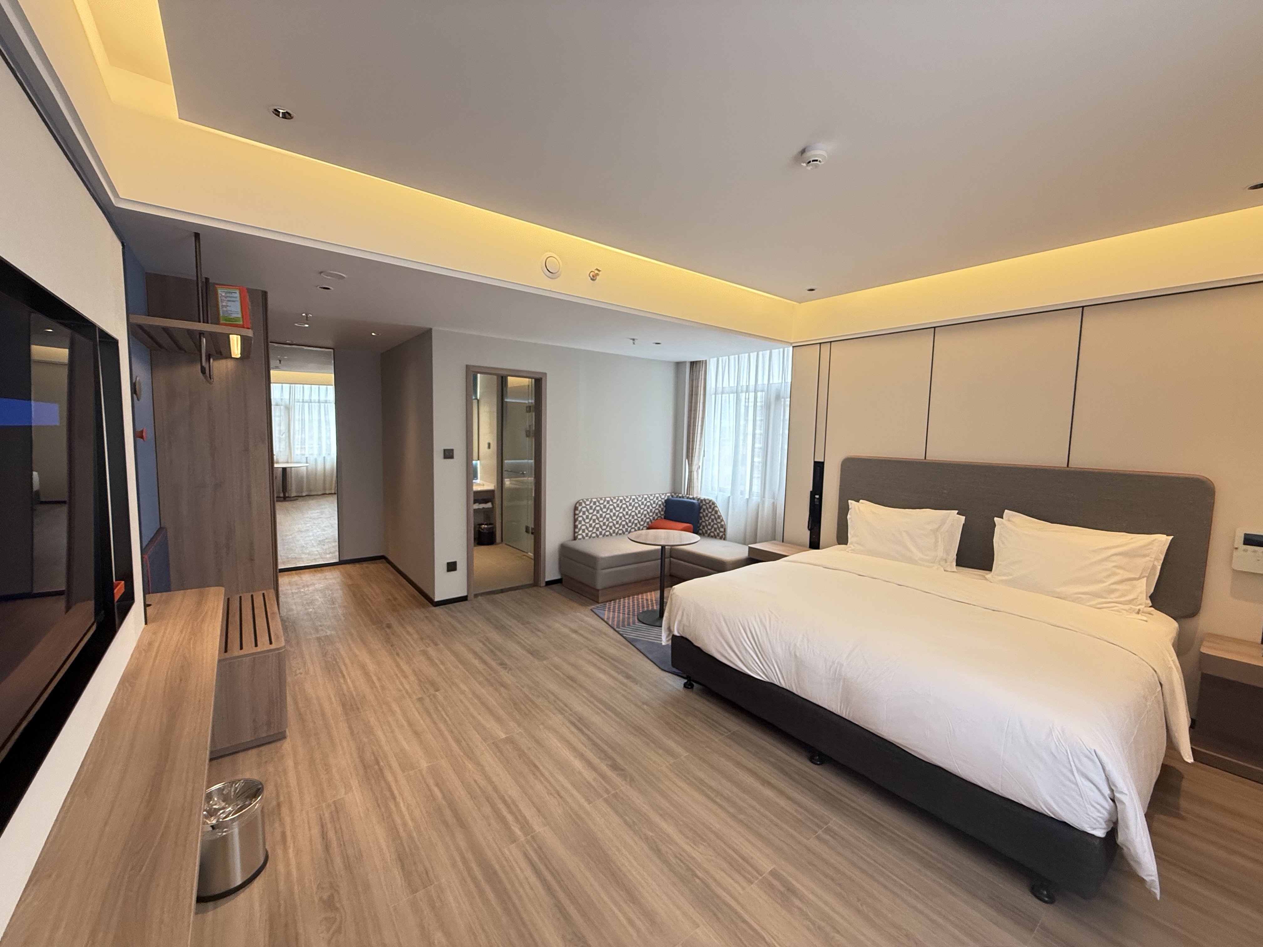 Holiday Inn Express Litang 44/78