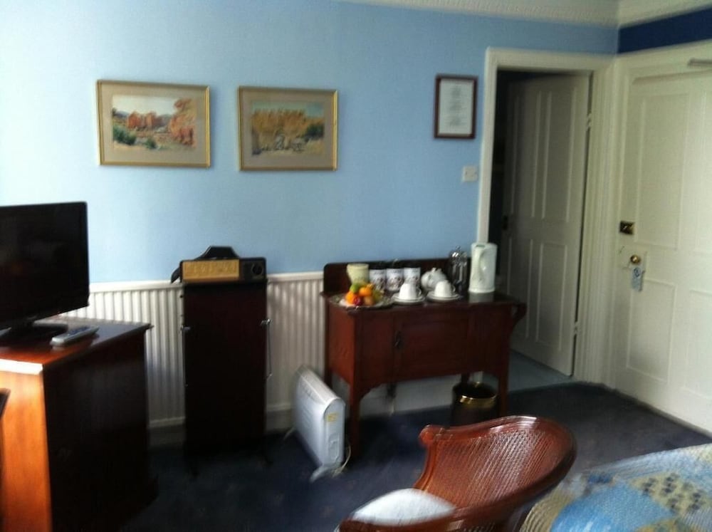 Corse Lawn House Hotel 7/49