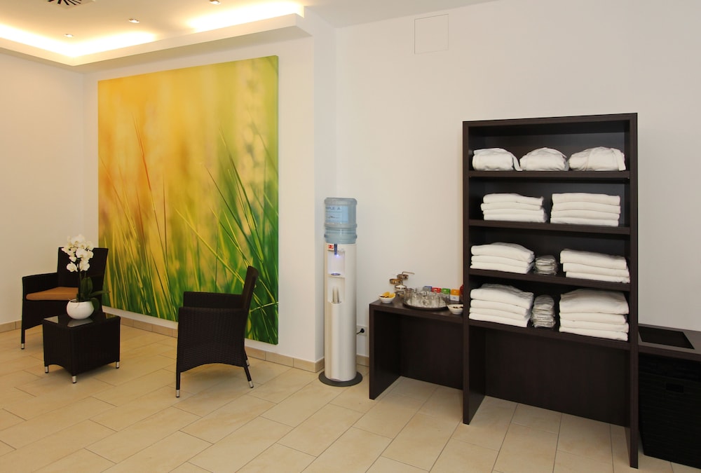 Arcotel Nike Linz 56/69