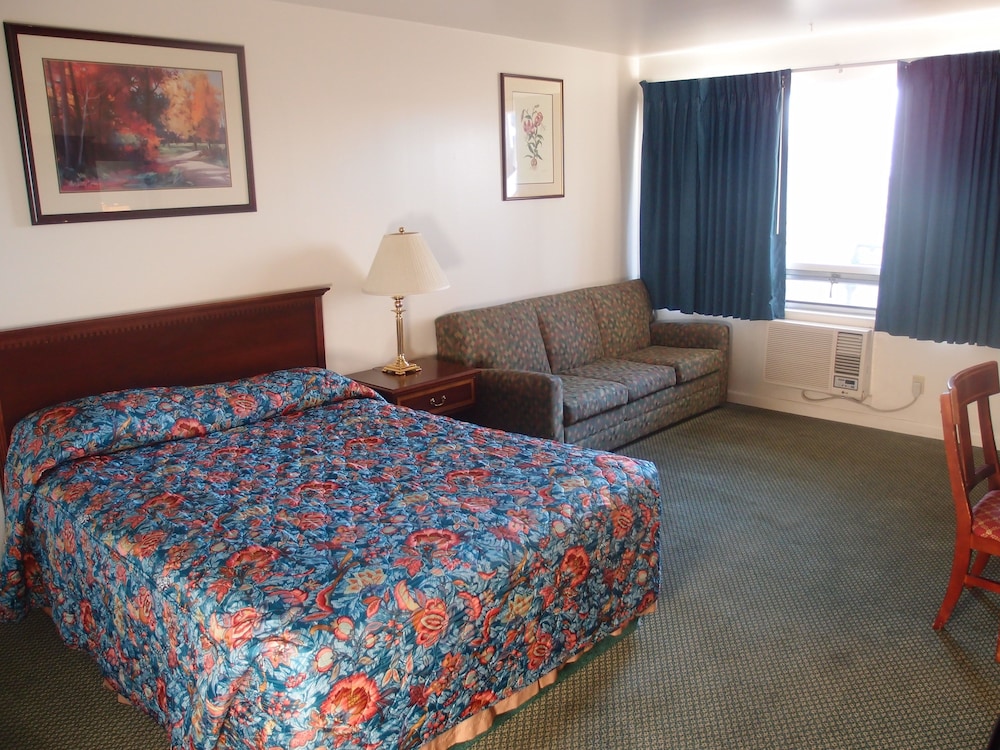 Motel Oasis Inn 25/56