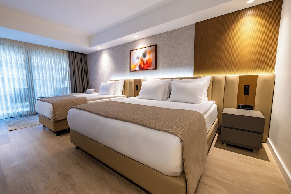 Beks Premium Resort and Spa 70/146
