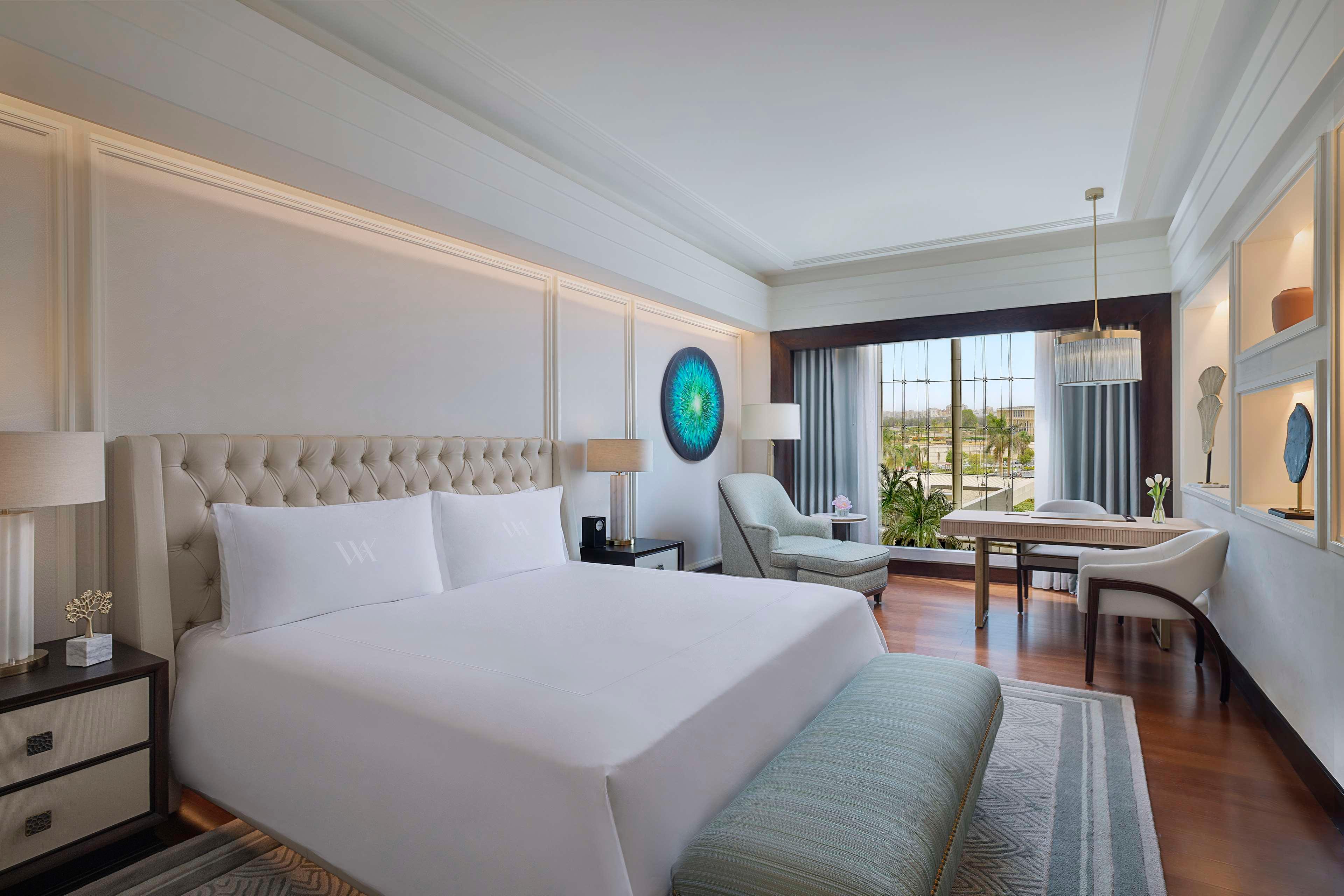 CLUB, ROSETTA, KING BED