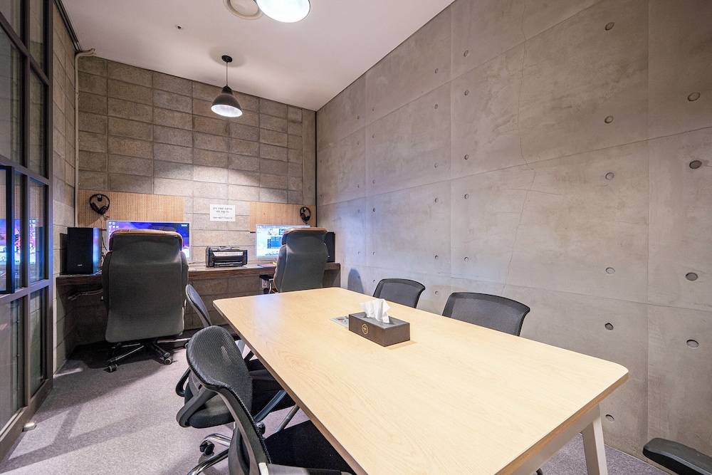 Ink Gongju Tourist Hotel 40/50