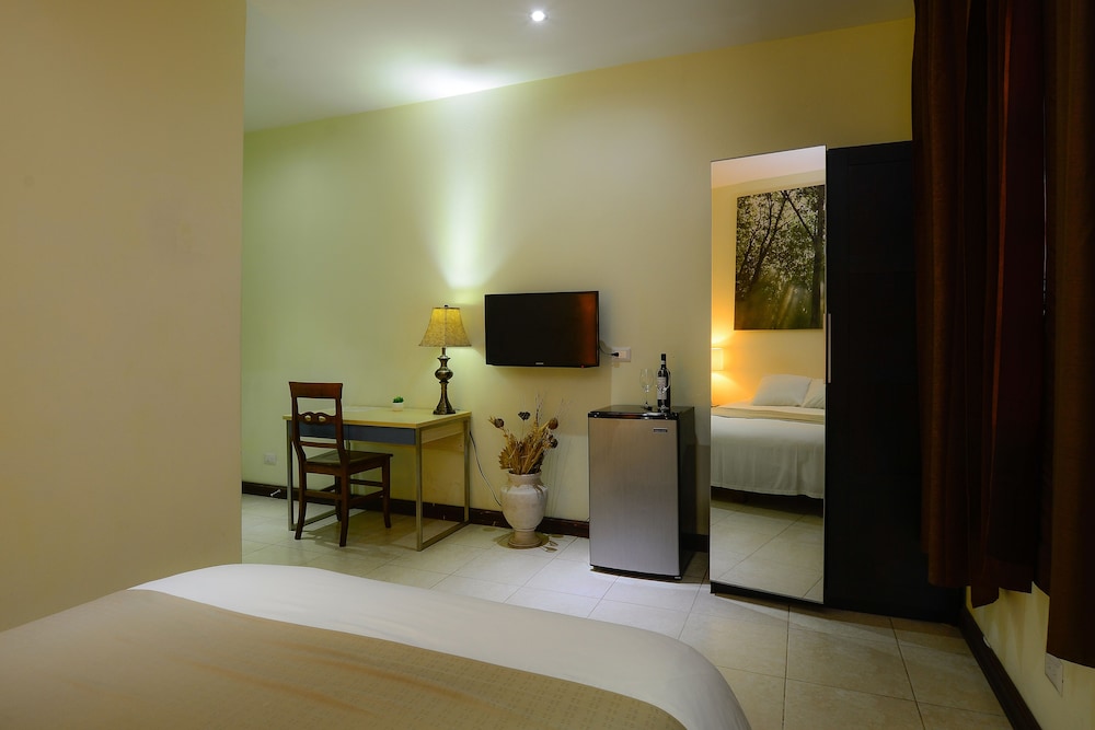 Hotel Luisiana 51/68