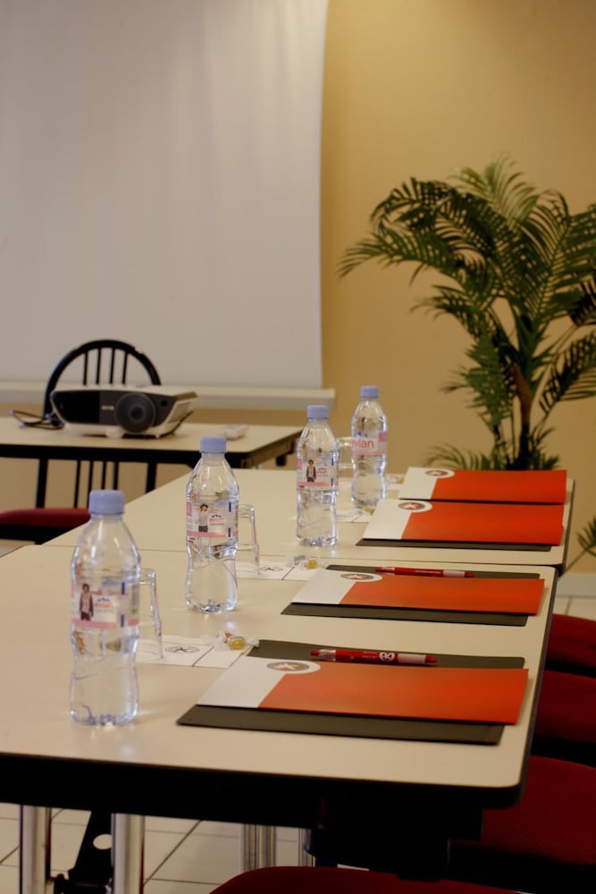 The Originals City Hotel L Acropole Saint Etienne Sud 32/37