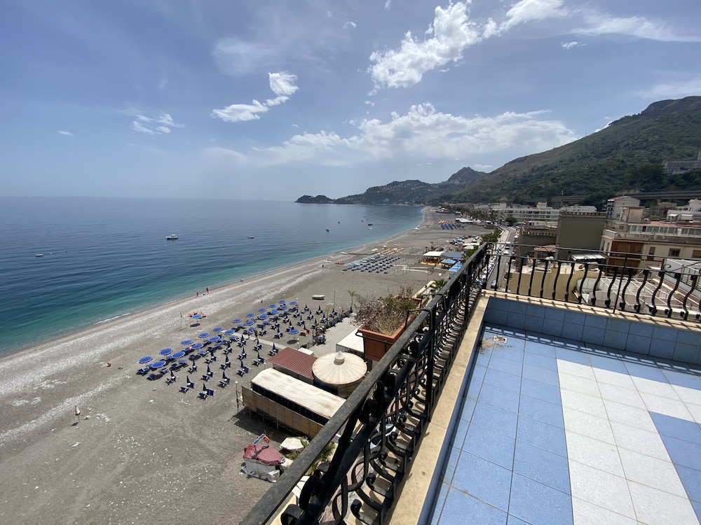 San Pietro Beach 39/49