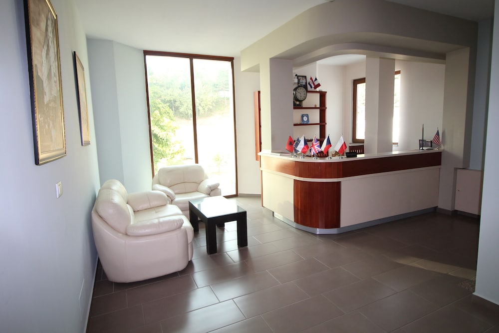 Hotel Piazza 10/50
