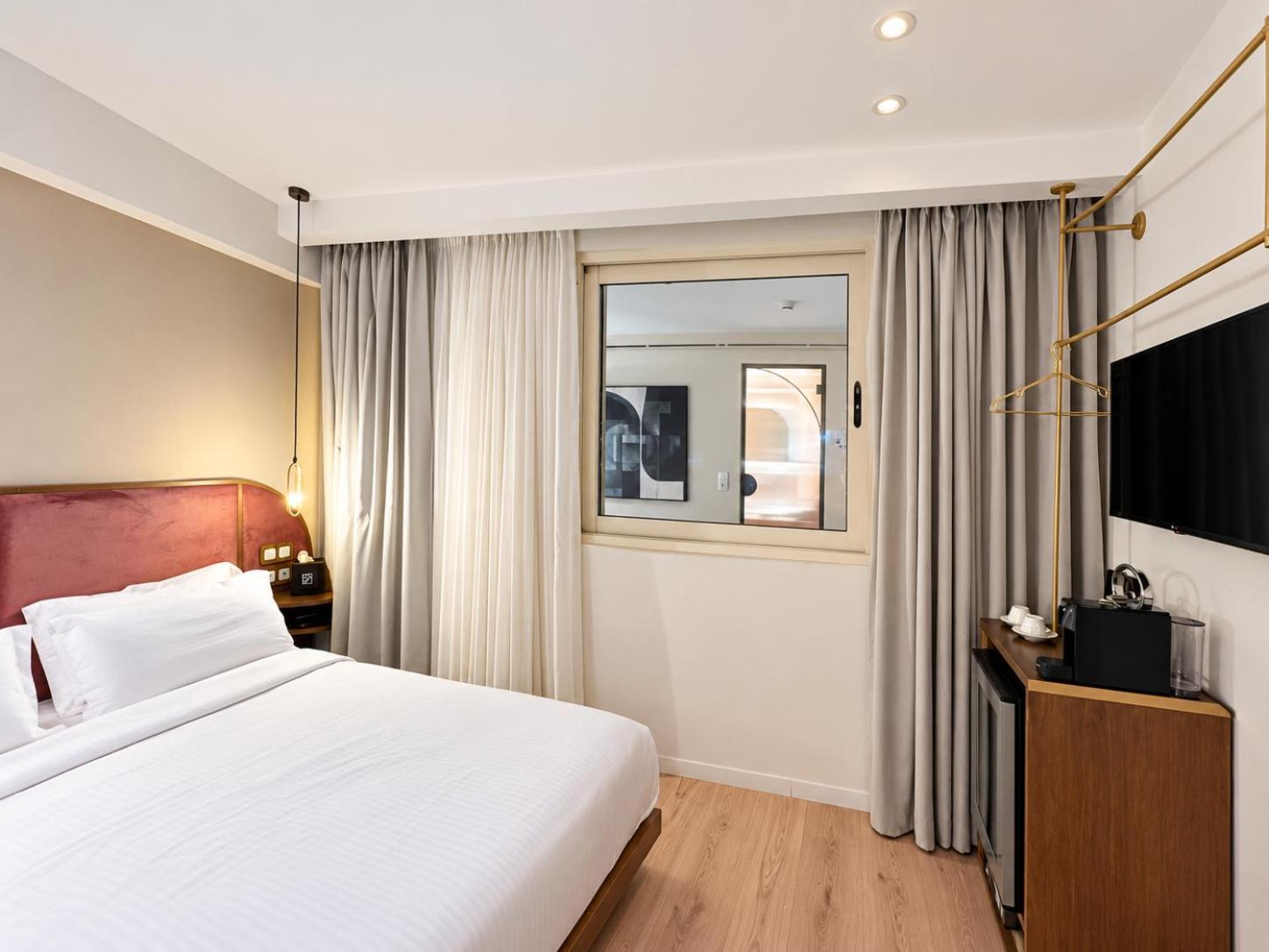 Budget, Double Bed, Lobby View