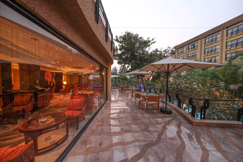 Kigali Serena 51/60